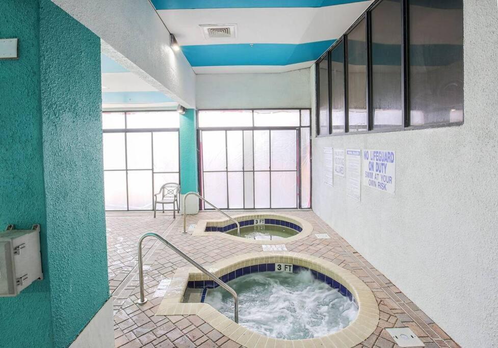 Note Worthy 1Br Oceanview Dogs Ok! 438 Apartment Myrtle Beach Bagian luar foto